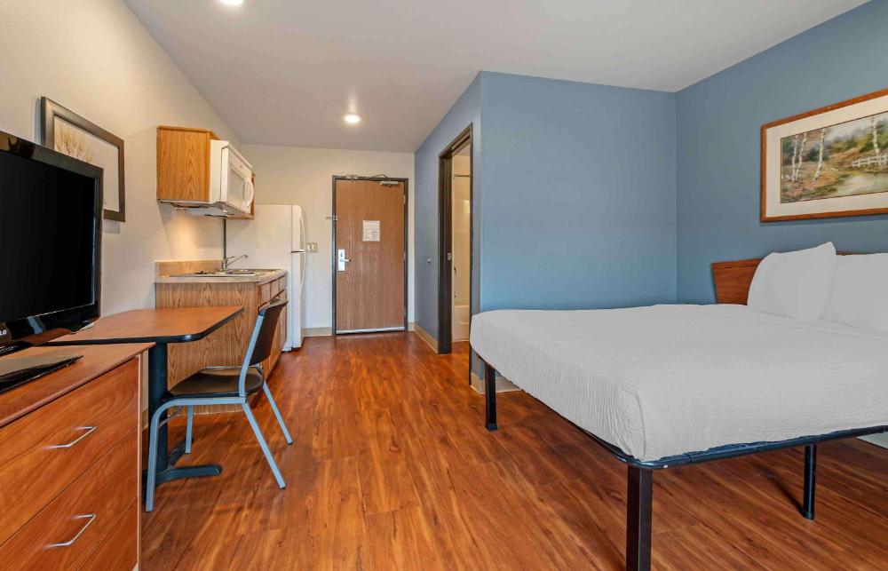 Standard Double Room - Non-Smoking interior